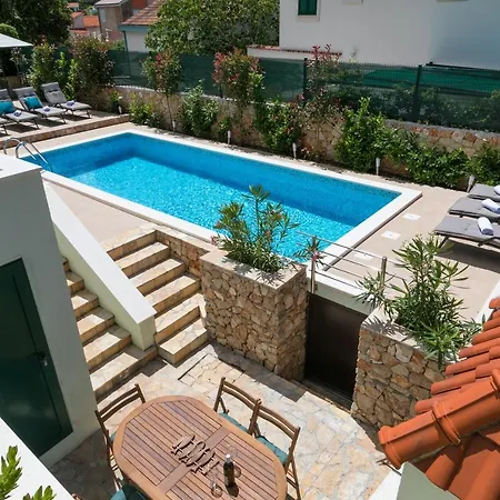 Seaside Family Friendly House With A Swimming Pool Razanj, Rogoznica - 13738 *