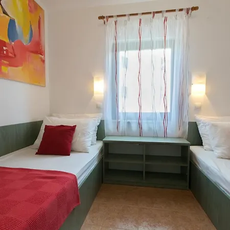 Feriehus Seaside Family Friendly House With A Swimming Pool Razanj, - 13738 Rogoznica (Sibenik-Knin)