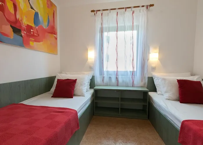 بيت للعطل Seaside Family Friendly House With A Swimming Pool Razanj, - 13738 روغوزنيكا