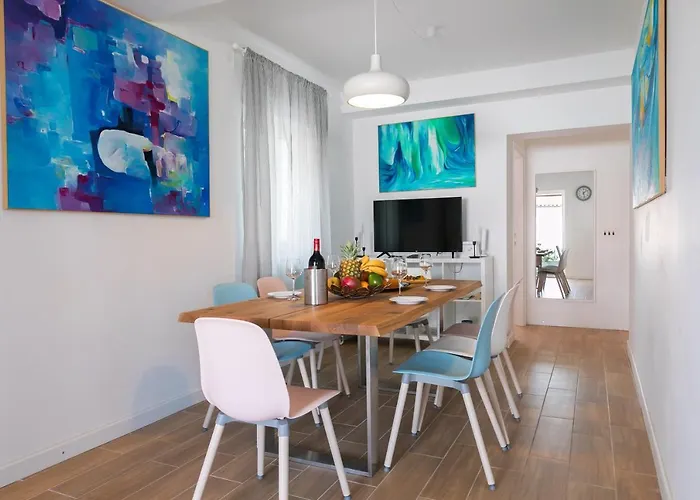 度假居 Seaside Family Friendly House With A Swimming Pool Razanj, - 13738